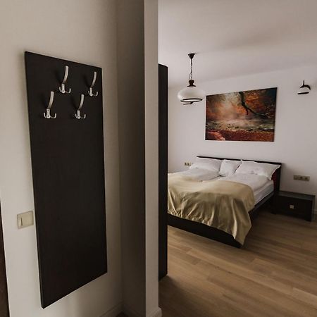 Pensiunea Trecatoarea Lupilor Burda Dış mekan fotoğraf